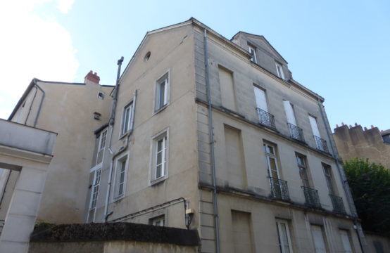 Nantes centre: Appartement de 90m²